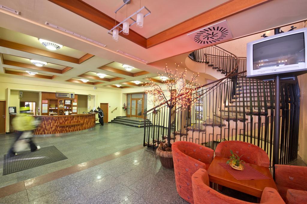 Hotel Sorea Snp Demanovska Dolina Bagian luar foto
