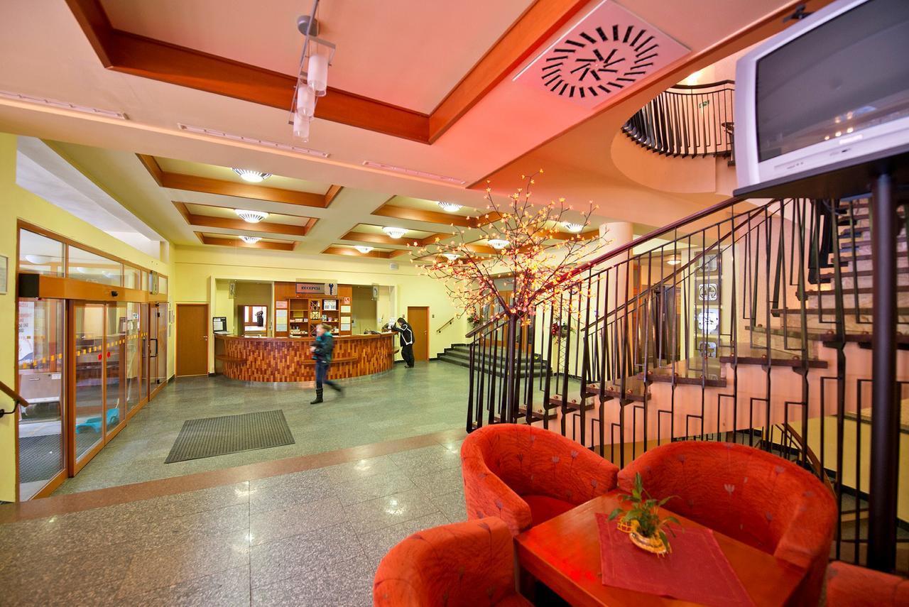 Hotel Sorea Snp Demanovska Dolina Bagian luar foto
